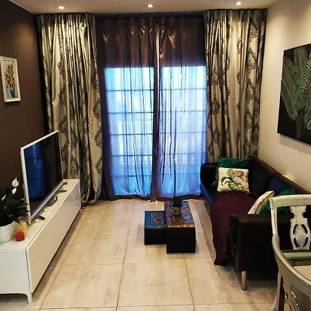 2 Bedroom Bright Tenerife *