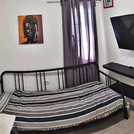 2 Bedroom Bright Tenerife * 코스타델실렌시오